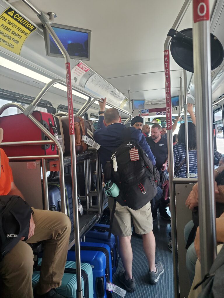 Houston Airport shuttle bus, nicely packed and friendly staff