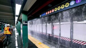 New York City subway floods because of the water break in Aug 2023